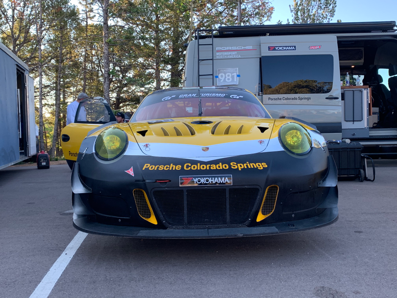 Illustration for article titled Here's Why Racers Keep Coming Back to the Incredibly Dangerous Pikes Peak